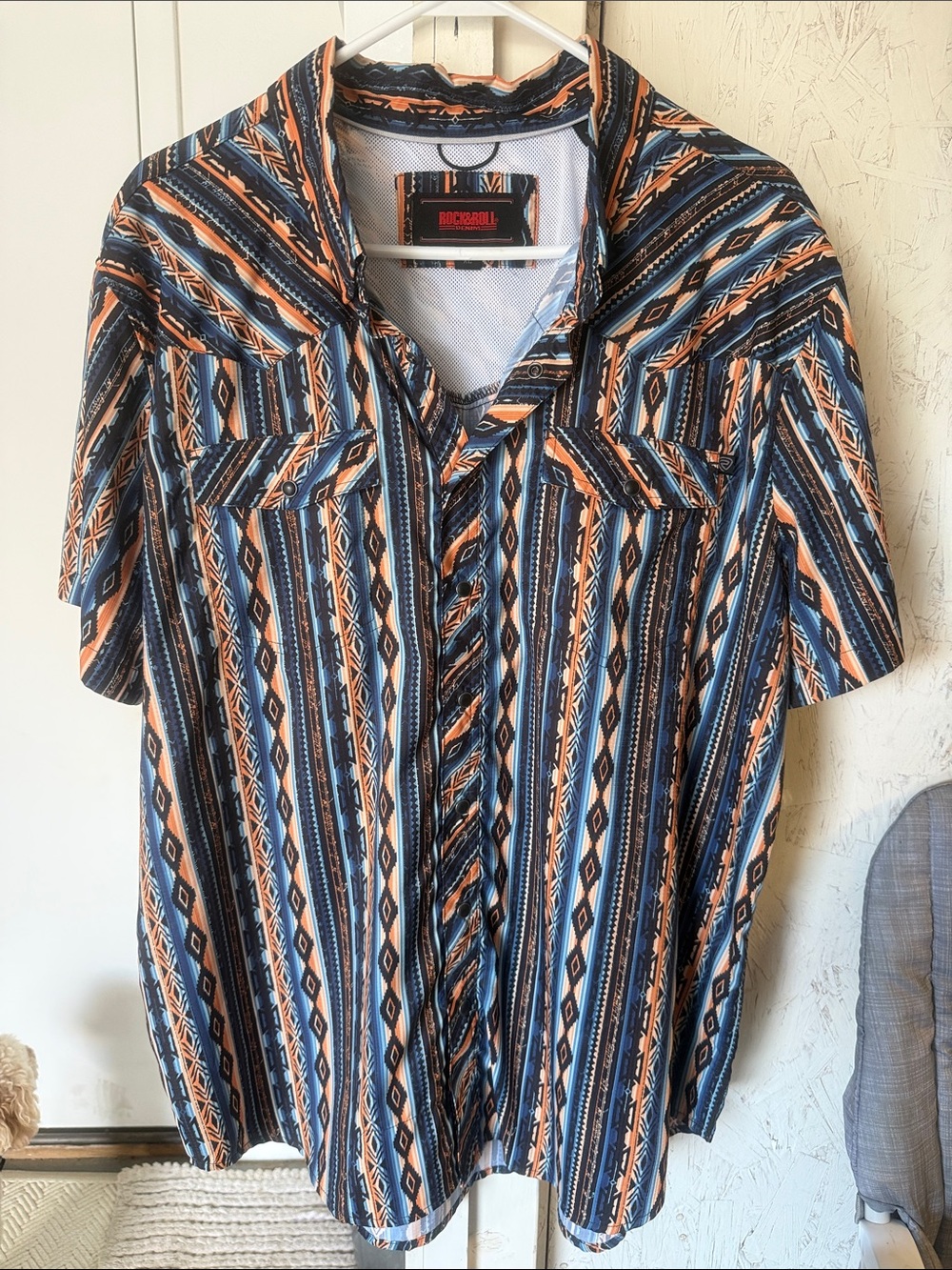 Casual Short Sleeve Button-Down Shirt - Blue & Orange Aztec